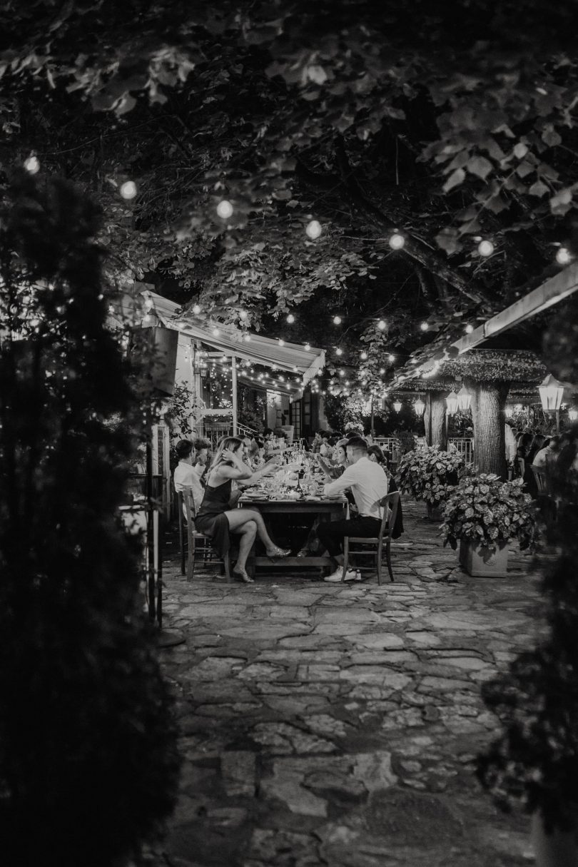 Un mariage bohème à l'Auberge du Rédier dans les Alpes Maritimes - Photos : Clarisse et Johan - Blog mariage : La mariée aux pieds nus