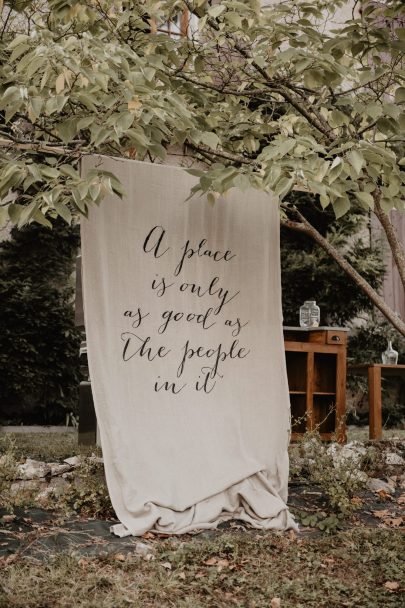 Un mariage bohème et végétal dans le Béarn - Photos : Patricia Hendrychova-Estanguet - Blog mariage : La mariée aux pieds nus