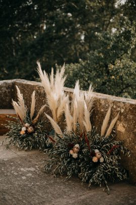 Un mariage bohème au Chateau de la Barben en Provence - Photos : Gwendoline Noir - Blog mariage : La mariée aux pieds nus