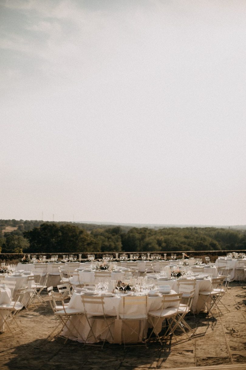 Un mariage bohème au Chateau de la Barben en Provence - Photos : Gwendoline Noir - Blog mariage : La mariée aux pieds nus