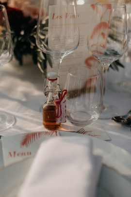 Un mariage bohème au Chateau de la Barben en Provence - Photos : Gwendoline Noir - Blog mariage : La mariée aux pieds nus