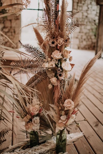 Un mariage bohème au Clos des Charmes dans le Périgord - Photos : Coralie Terrée - Blog mariage : La mariée aux pieds nus