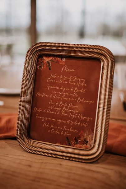 Un mariage bohème au Clos des Charmes dans le Périgord - Photos : Coralie Terrée - Blog mariage : La mariée aux pieds nus