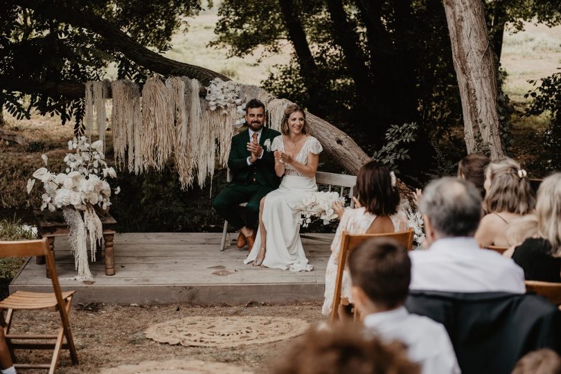 Un mariage bohème au Coco Barn Wood Lodge dans les Landes - Photos : Patricia Hendrychova-Estanguet - Blog mariage : La mariée aux pieds nus