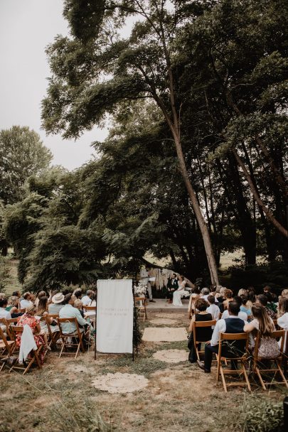 Un mariage bohème au Coco Barn Wood Lodge dans les Landes - Photos : Patricia Hendrychova-Estanguet - Blog mariage : La mariée aux pieds nus