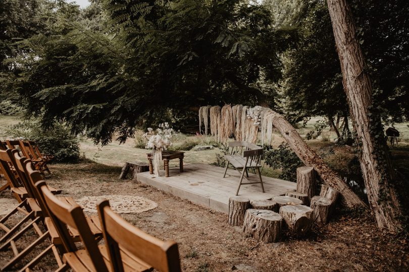 Un mariage bohème au Coco Barn Wood Lodge dans les Landes - Photos : Patricia Hendrychova-Estanguet - Blog mariage : La mariée aux pieds nus