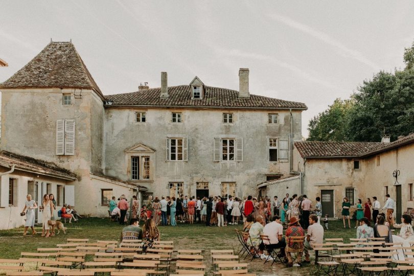 Un mariage bohème et coloré au Pays-Basque - Photos : Baptiste Hauville - Blog mariage : La mariée aux pieds nus