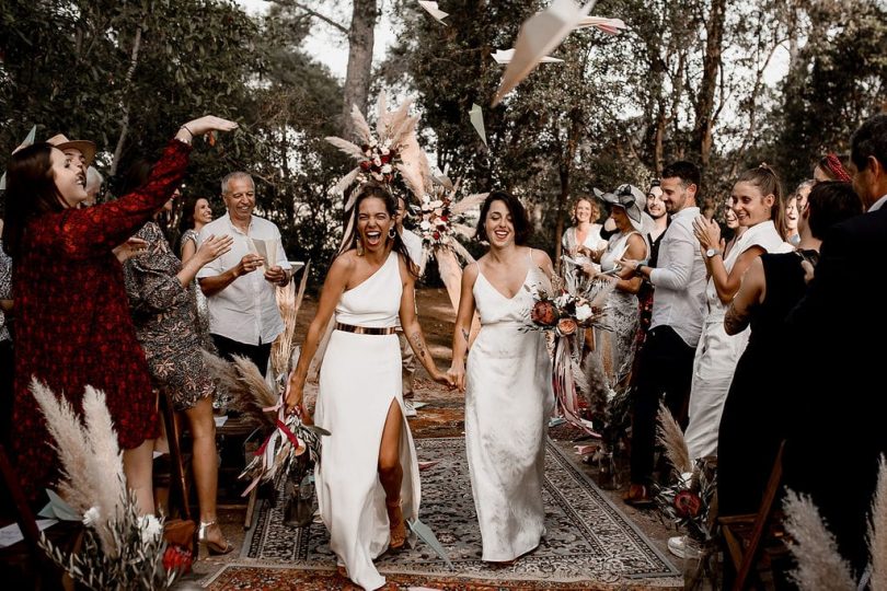 Un mariage bohème au Domaine de la Grangette dans l'Hérault - Photos : Rock'n Brides - Blog mariage : La mariée aux pieds nus