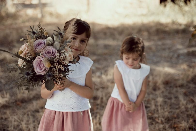 Un mariage bohème au Domaine de la Molière en Auvergne - Photos : Arty Photos - Blog mariage : La mariée aux pieds nus