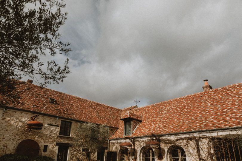 Un mariage bohème au Domaine des Bonnes Joies - Photos : Les ateliers du Lux - Blog mariage : La mariée aux pieds nus