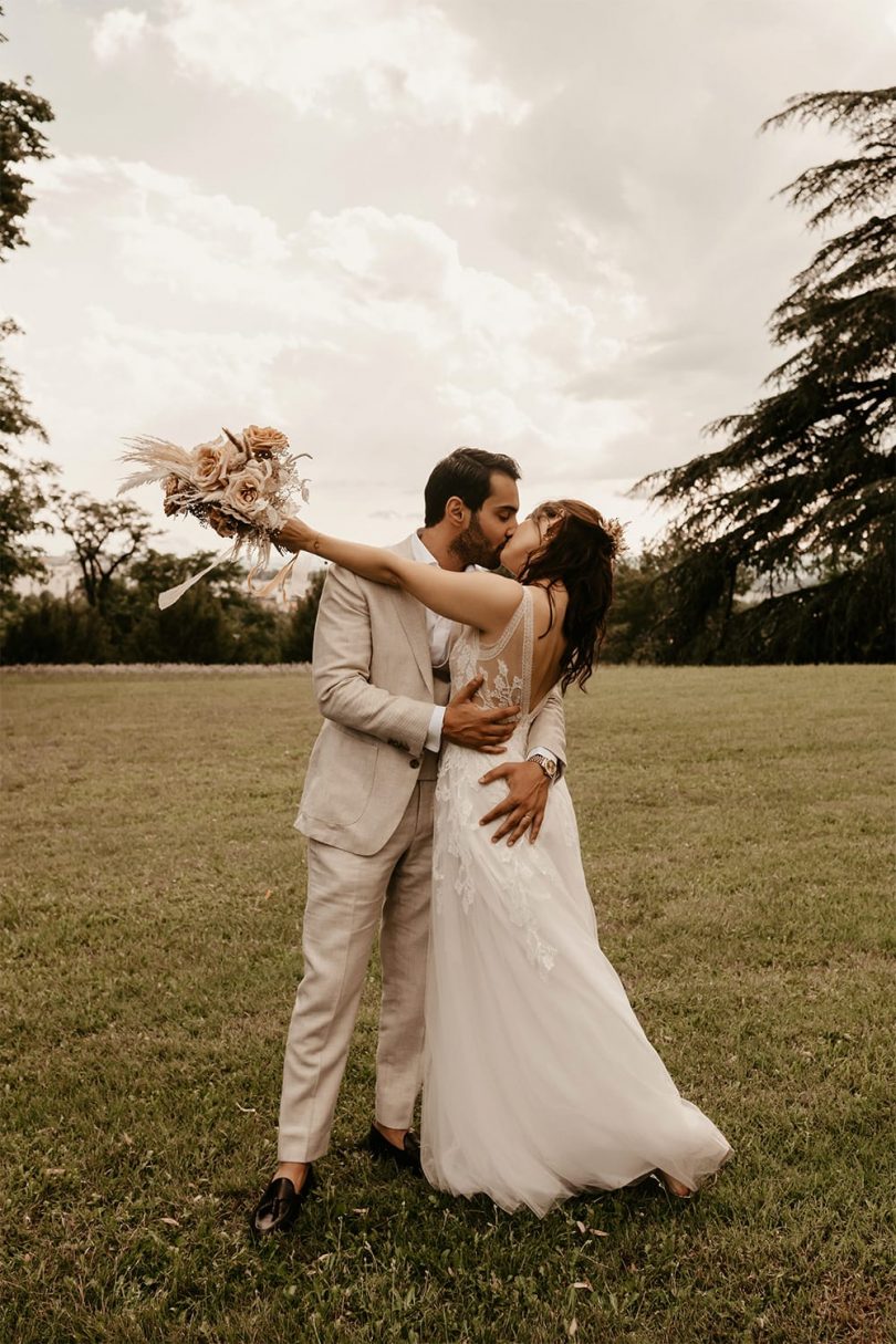 Un mariage bohème près de Lyon - Photos : Klem Photographie - Blog mariage : La mariée aux pieds nus