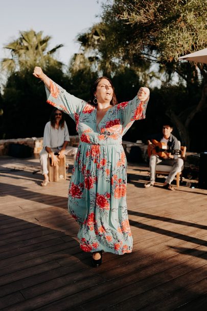 Un mariage bohème et moderne à Ibiza - Photos : The Quirky - Blog mariage : La mariée aux pieds nus