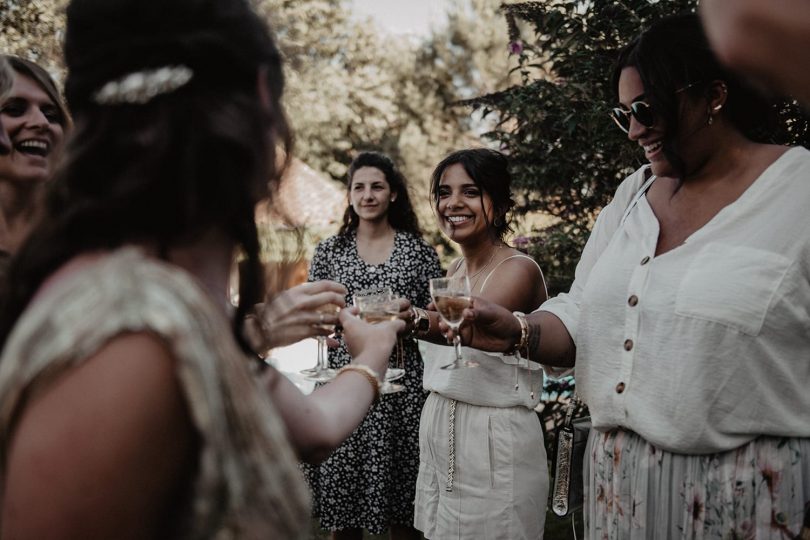 Un mariage bohème au Domaine de Petiosse dans les Landes - Photographe : Patricia Hendrychova Estanguet - Blog mariage : La mariée aux pieds nus