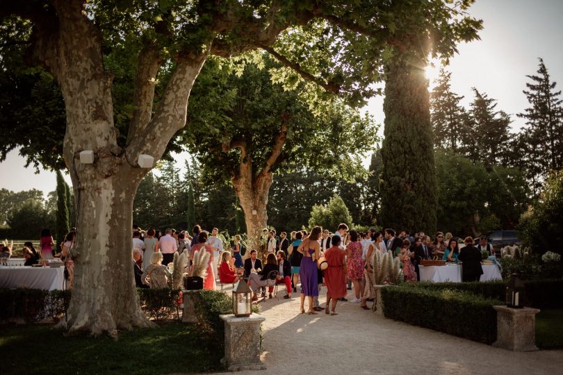 Un mariage bohème en Provence - Photos : Dall'k - Blog mariage : La mariée aux pieds nus