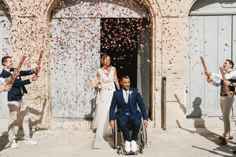 Un mariage bohème à la Villa du Parc à Lunel-Viel - Photos : Laurent Brouzet Blog mariage : La mariée aux pieds nus