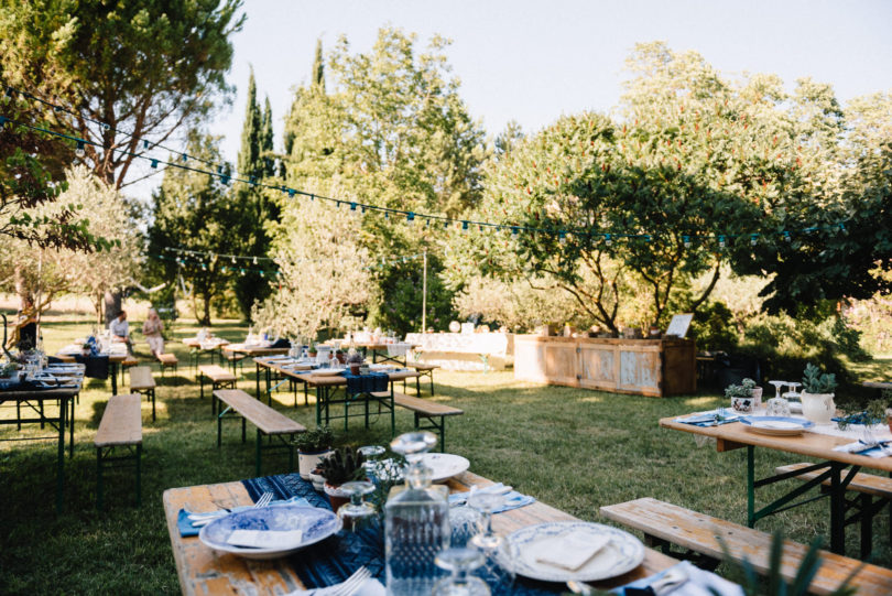 Un mariage Boho en bleu - A découvrir sur le blog mariage www.lamarieeauxpiedsnus.com - Photos : Chloé Lapeyssonnie