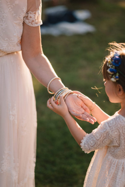 Un mariage Boho en bleu - A découvrir sur le blog mariage www.lamarieeauxpiedsnus.com - Photos : Chloé Lapeyssonnie