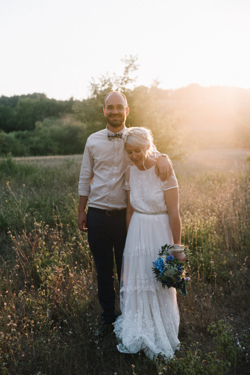 Un mariage Boho en bleu - A découvrir sur le blog mariage www.lamarieeauxpiedsnus.com - Photos : Chloé Lapeyssonnie