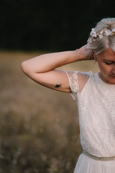 Un mariage Boho en bleu - A découvrir sur le blog mariage www.lamarieeauxpiedsnus.com - Photos : Chloé Lapeyssonnie