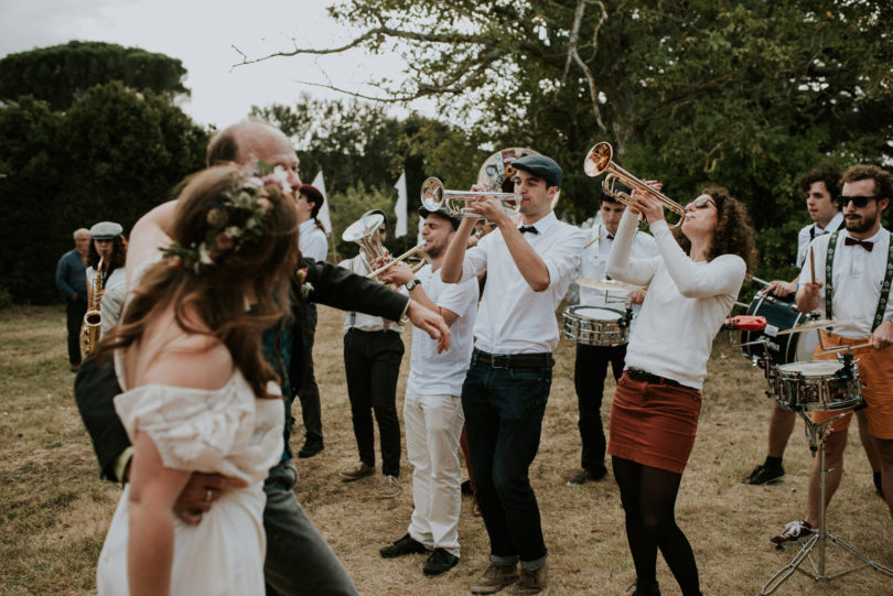 Un mariage boho au Château de Fajac - Toulouse - A découvrir sur le blog mariage www.lamarieeauxpiedsnus.com - Photos et vidéo : The Quirky