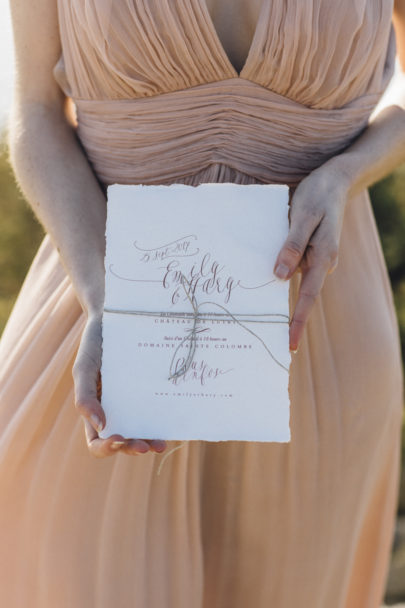 Un mariage pastel en Camargue - Shooting d'inspiration - A découvrir sur le blog mariage www.lamarieeauxpiedsnus.com - Photos : Lorenzo Accardi - Stylisme : Atelier Blanc