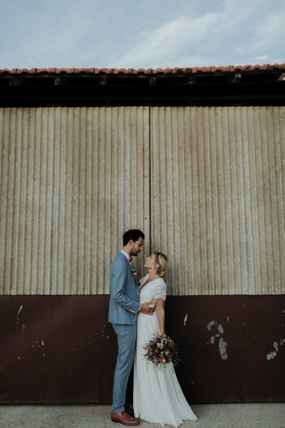 Un mariage en Camargue au Mas du Juge - Photos : Lorenzo Accardi - Blog mariage : La mariée aux pieds nus