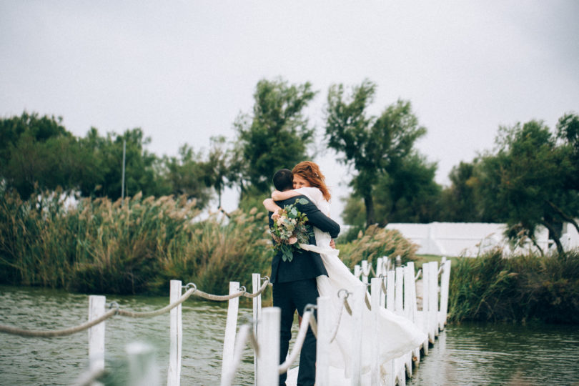 Un mariage en Camargue - Inspiration - Un shooting à découvrir sur le blog mariage www.lamarieeauxpiedsnus.com - Photos : Ingrid Lepan - Robe : Stephanie Wolff - Organisation : Daylove Event