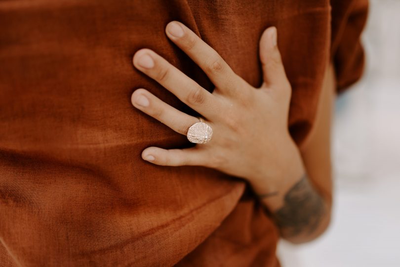 Un mariage dans une carrière - Photos : Bel Esprit - Décoration et fleurs : Majenia - Blog mariage : La mariée aux pieds nus