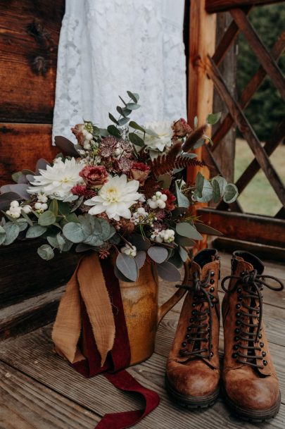 Un mariage dans un chalet de Haute-Savoie - Photos : Le Labo N°3 - Blog mariage : La mariée aux pieds nus