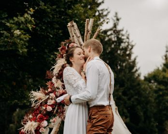 Un mariage dans un chalet de Haute-Savoie - Photos : Le Labo N°3 - Blog mariage : La mariée aux pieds nus