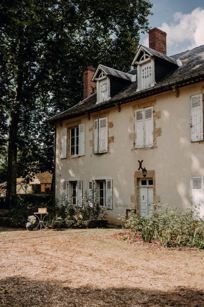 Un mariage champêtre en Bourgogne - Photos : The Witness - Blog mariage : La mariée aux pieds nus