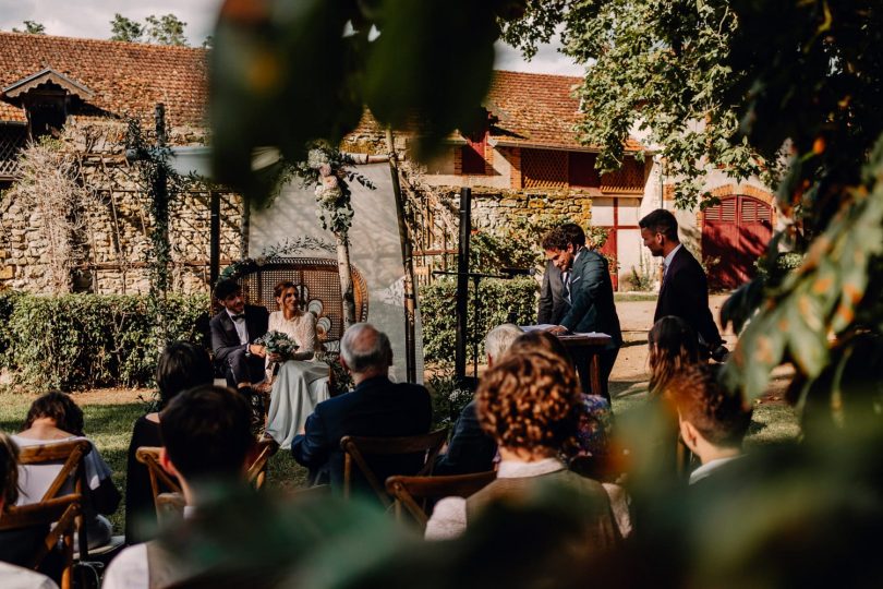 Un mariage champêtre en Bourgogne - Photos : The Witness - Blog mariage : La mariée aux pieds nus