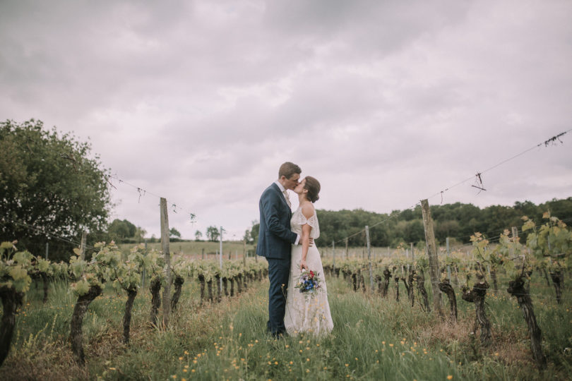 Un mariage champêtre au Château Rigaud dans le Bordelais - A découvrir sur le blog mariage www.lamaireeauxpiedsnus.com - Photos : Stephen Liberge