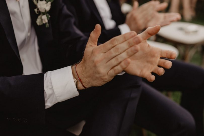 Un mariage champêtre au Château de Planchevienne en Bourgogne Franche-Comté - Photos : Clarisse et Johan - Blog mariage : La mariée aux pieds nus