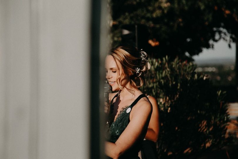 Un mariage champêtre au Domaine de la Javernière près Lyon - Photos : Matterhorn Photography - Blog mariage : La mariée aux pieds nus