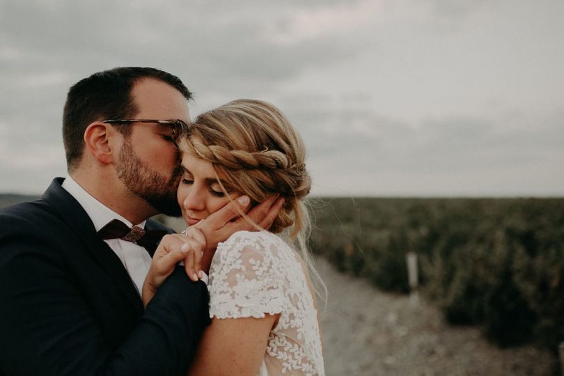 Un mariage champêtre au Domaine de la Javernière près Lyon - Photos : Matterhorn Photography - Blog mariage : La mariée aux pieds nus