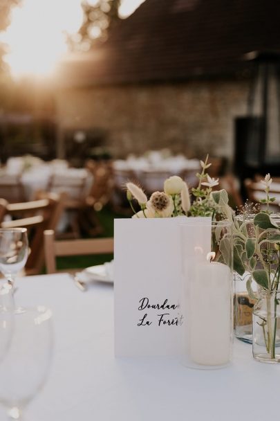 Un mariage champêtre au Château Lagut en Dordogne - Photos : Céline Deligey - Blog mariage : La mariée aux pieds nus