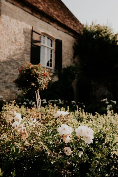 Un mariage champêtre au Château Lagut en Dordogne - Photos : Céline Deligey - Blog mariage : La mariée aux pieds nus