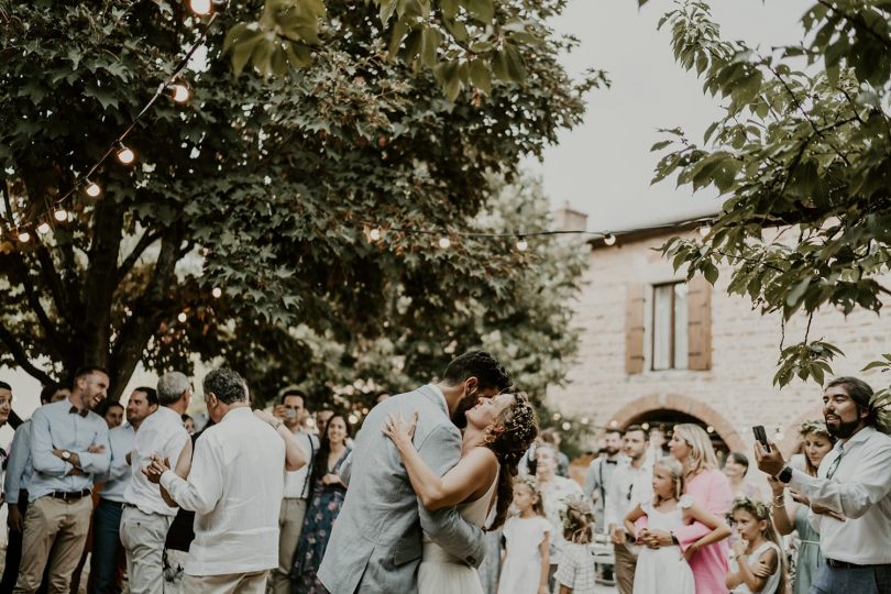 Un mariage champêtre près de Lyon - Photos : Les Histoires d'A - Blog mariage : La mariée aux pieds nus