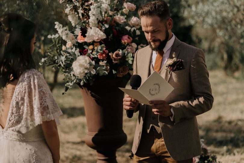 Un mariage champêtre et élégant au Mas d'Arvieux en Provence - Photos : Julien Navarre - Blog mariage : La mariée aux pieds nus