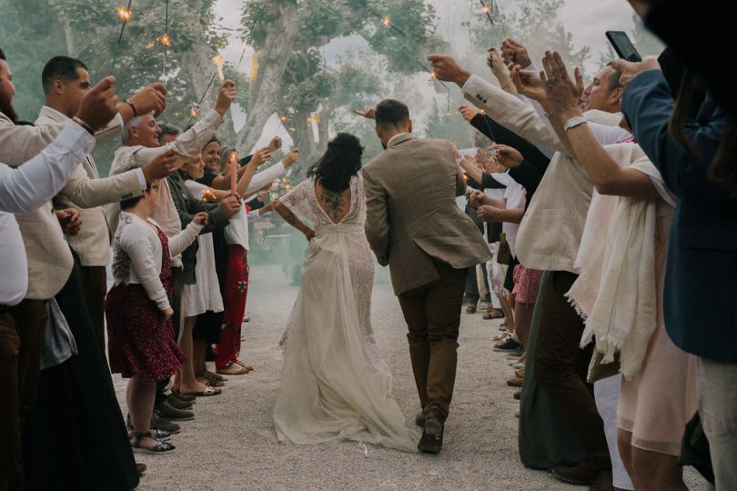 Un mariage champêtre et élégant au Mas d'Arvieux en Provence - Photos : Julien Navarre - Blog mariage : La mariée aux pieds nus