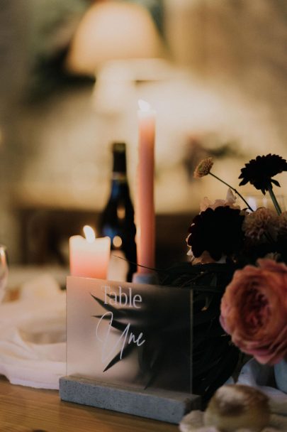 Un mariage champêtre et élégant au Mas d'Arvieux en Provence - Photos : Julien Navarre - Blog mariage : La mariée aux pieds nus