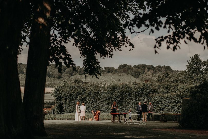 Un mariage champêtre en petit comité en Normandie - Photos : Rita Boulanger - Organisation : La fabrique des instants - Blog mariage : La mariée aux pieds nus