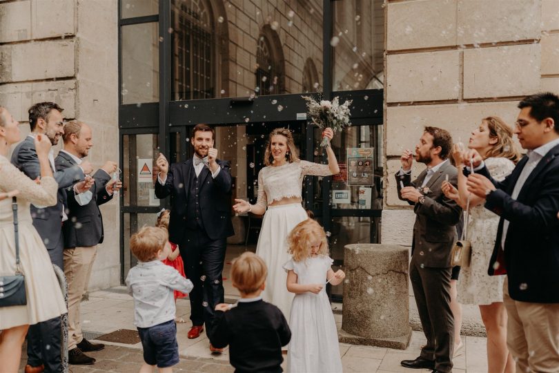 Un mariage champêtre en petit comité en Normandie - Photos : Rita Boulanger - Organisation : La fabrique des instants - Blog mariage : La mariée aux pieds nus