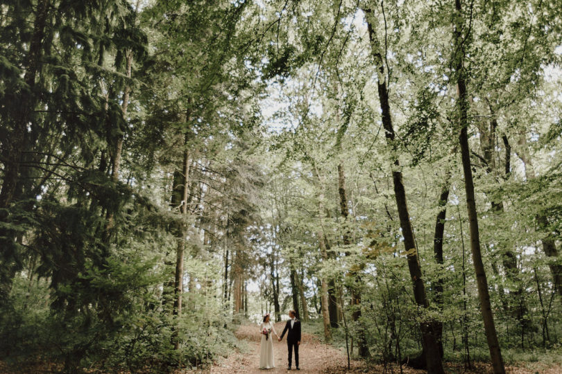 Un mariage champetre dans le Perche - A découvrir sur le blog mariage www.lamarieeauxpiedsnus.com - Photos : You Made My Day / Video : Less is more / Fleurs : Les fleurs de Pauline / Robe : Laure de Sagazan