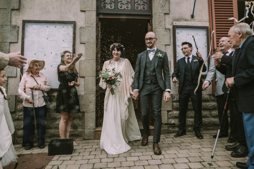 Un mariage simple, champêtre et fait maison en Auvergne à découvrir sur le blog mariage www.lamarieeauxpiedsnus.com - Photos : David Latour