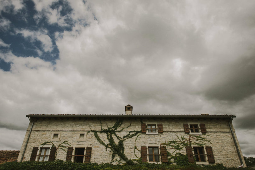 Un mariage simple et champêtre en Croatie - A découvrir sur le blog mariage www.lamarieeauxpiedsnus.com - Photos : Marko Marinkovic