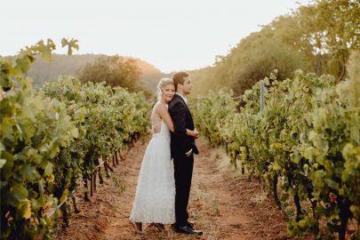 Un mariage au Château des Demoiselles dans le Var - Photos : Lora Barra - Blog mariage : La mariée aux pieds nus