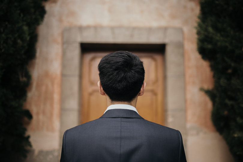 Un mariage en petit comité au Château des Demoiselles - A découvrir sur le blog mariage www.lamarieeauxpiedsnus.com - Photos : Sébastien Boudot