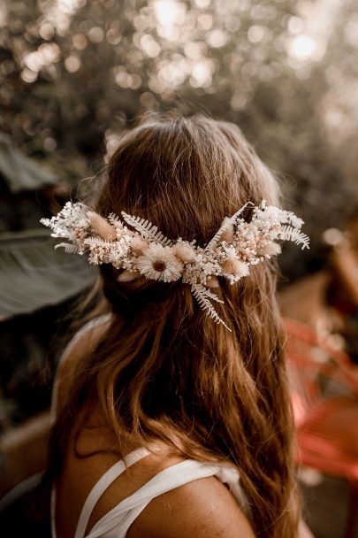 Un mariage au Chateau Bas d'Aumelas près de Montpellier dans l'Hérault - Photos : Rock n' Brides - Blog mariage : La mariée aux pieds nus